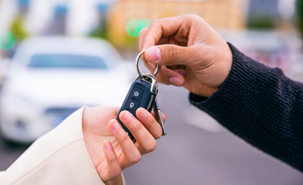 Покупка бу авто в рассрочку или лизинг: Как сделать правильный выбор