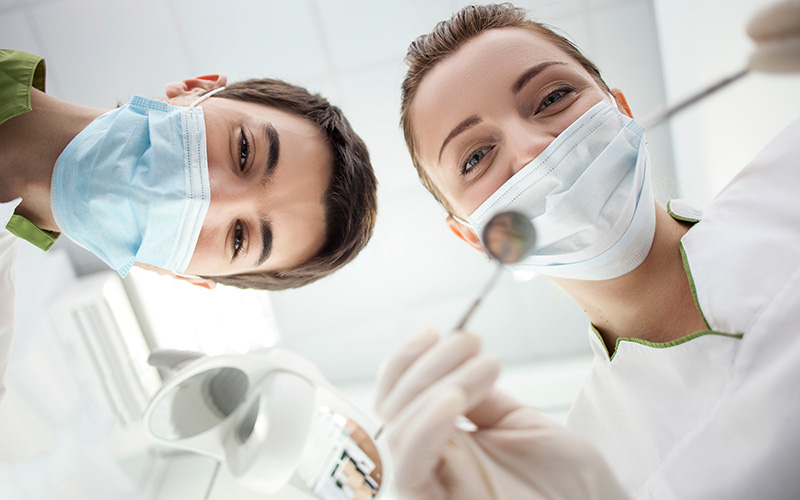 Dental Avenue - місце, де дбають про щасливі усмішки!