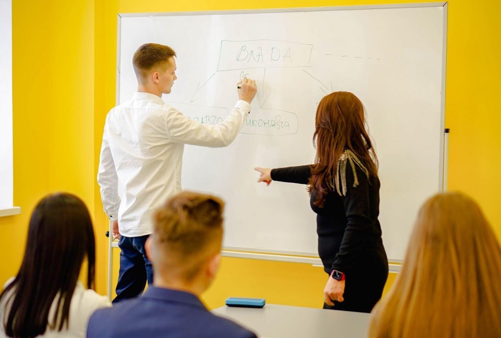 студенти спеціальності 281 «Публічне управління та адміністрування» Житомирська політехніка