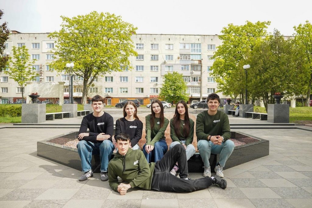 студенти факультету інформаційно-комп’ютерних технологій ЖДТУ