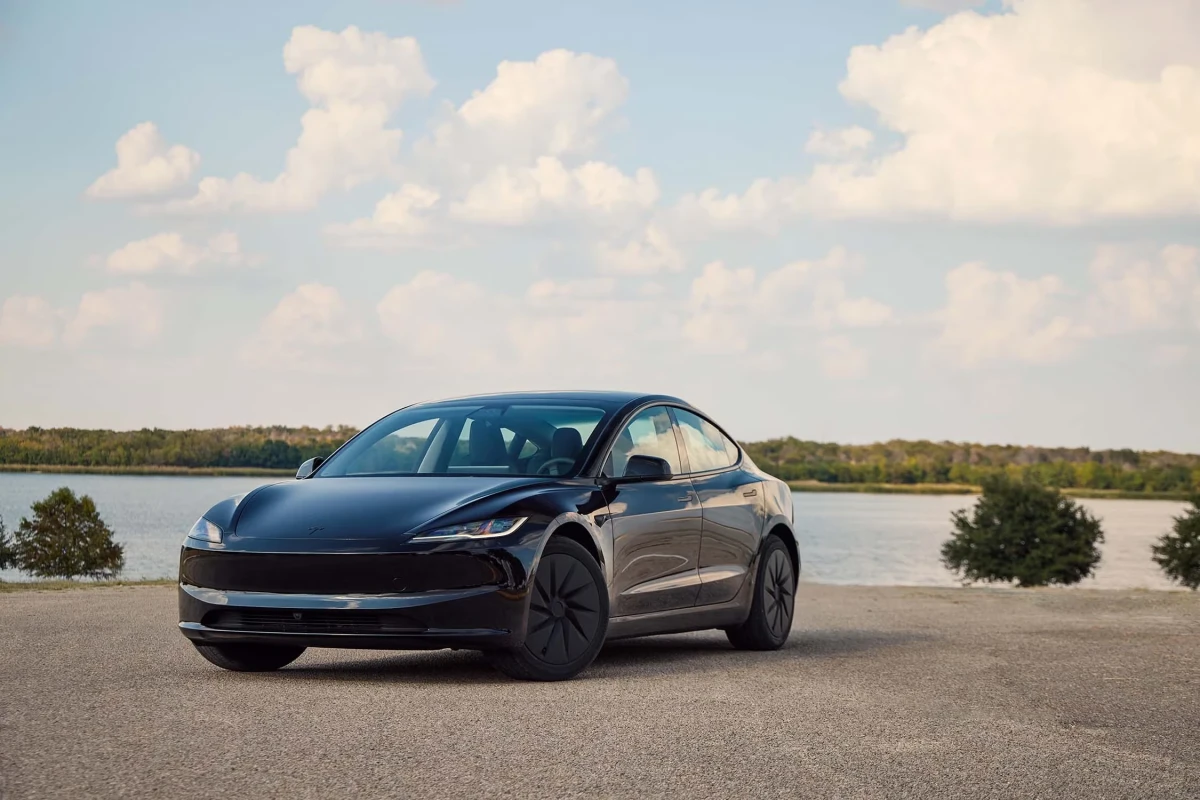 Американские авто с характером: от люксовых седанов до электрокаров